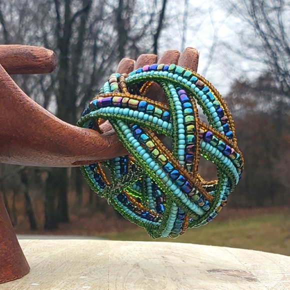 34. Women's Beaded Cuff Bracelet - Picture 5 of 6